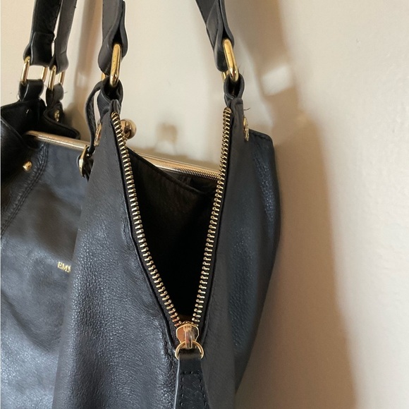 Emma Fox Black Leather Handbag with Gold Hardware - Picture 3 of 12